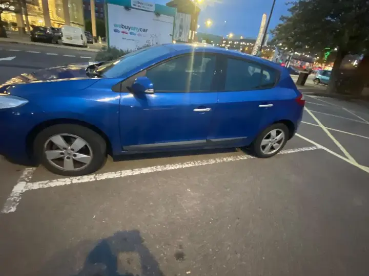 Renault Megane 2011 photo 3