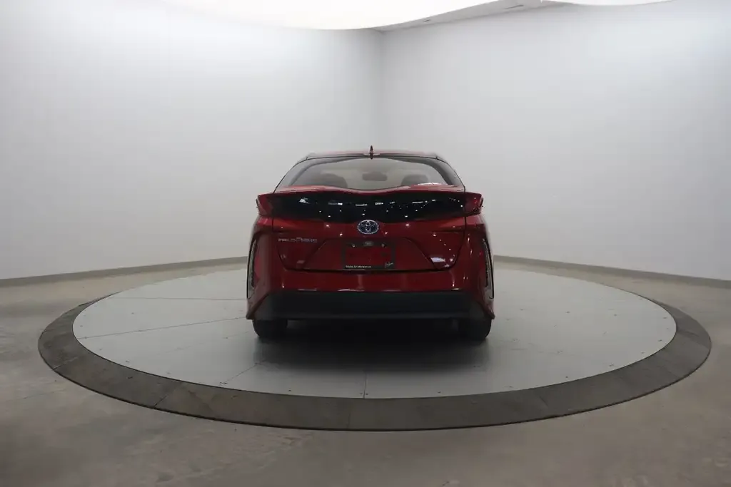 Toyota Prius Prime 2018 photo 5