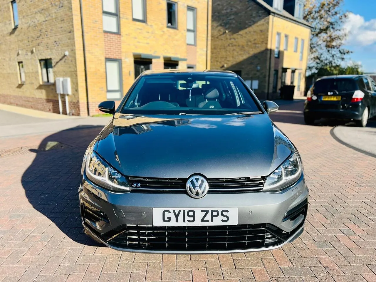 Volkswagen Golf 2019 photo 2