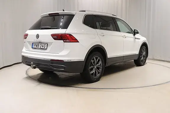 Volkswagen Tiguan Allspace 2023 photo 4