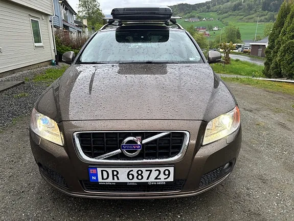 Volvo V70 2013 photo 3