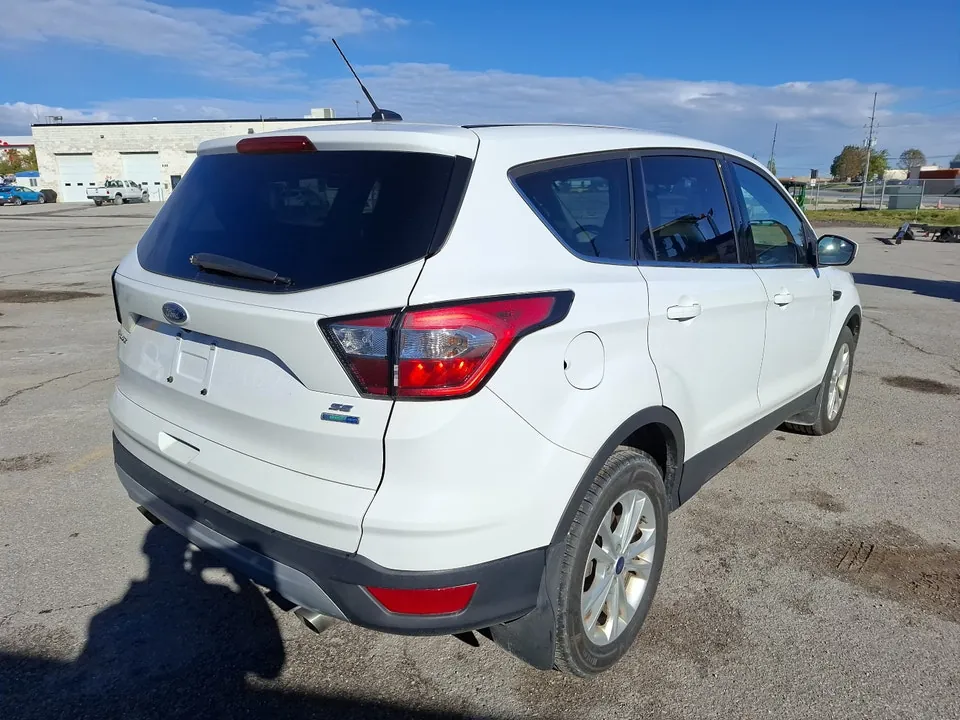Ford Escape 2017 photo 5