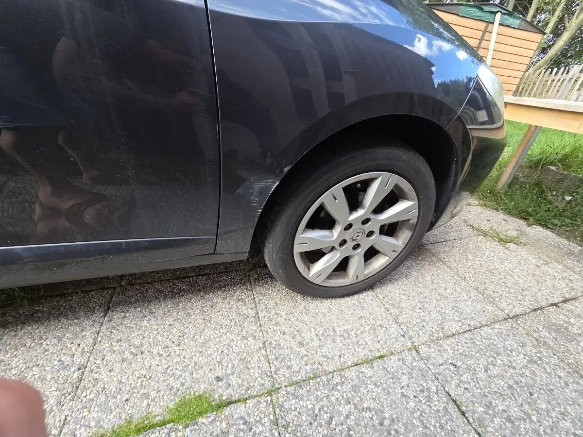 Renault Fluence 2010 photo 2