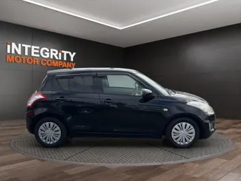Suzuki Swift 2015 photo 3