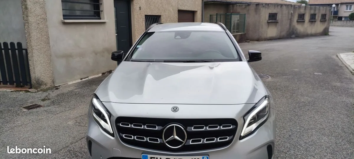 Mercedes-Benz Gla 2019 photo 2