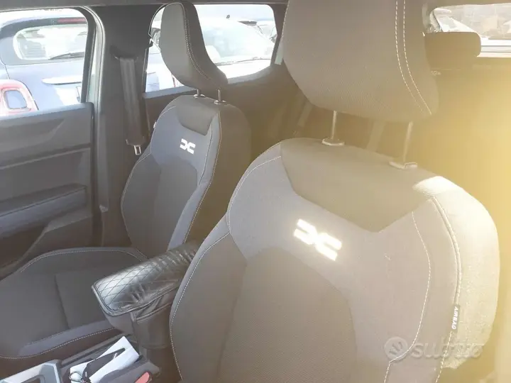 Dacia Duster 2025 photo 4
