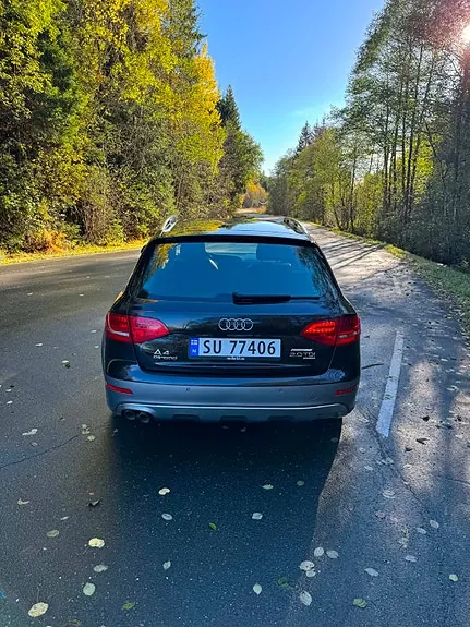 Audi A4 Allroad 2010 photo 4