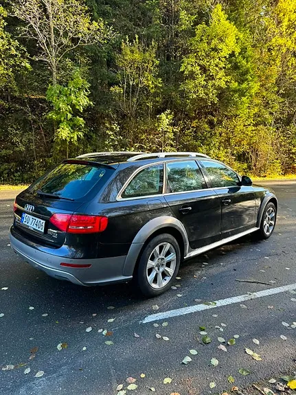Audi A4 Allroad 2010 photo 5