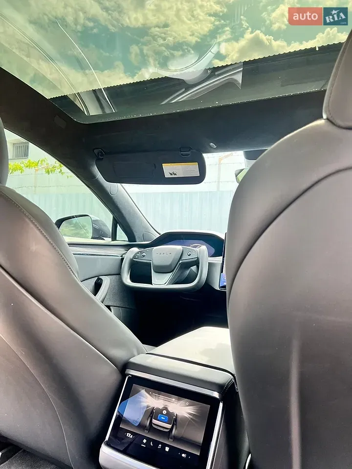 Tesla Model S 2022 photo 5