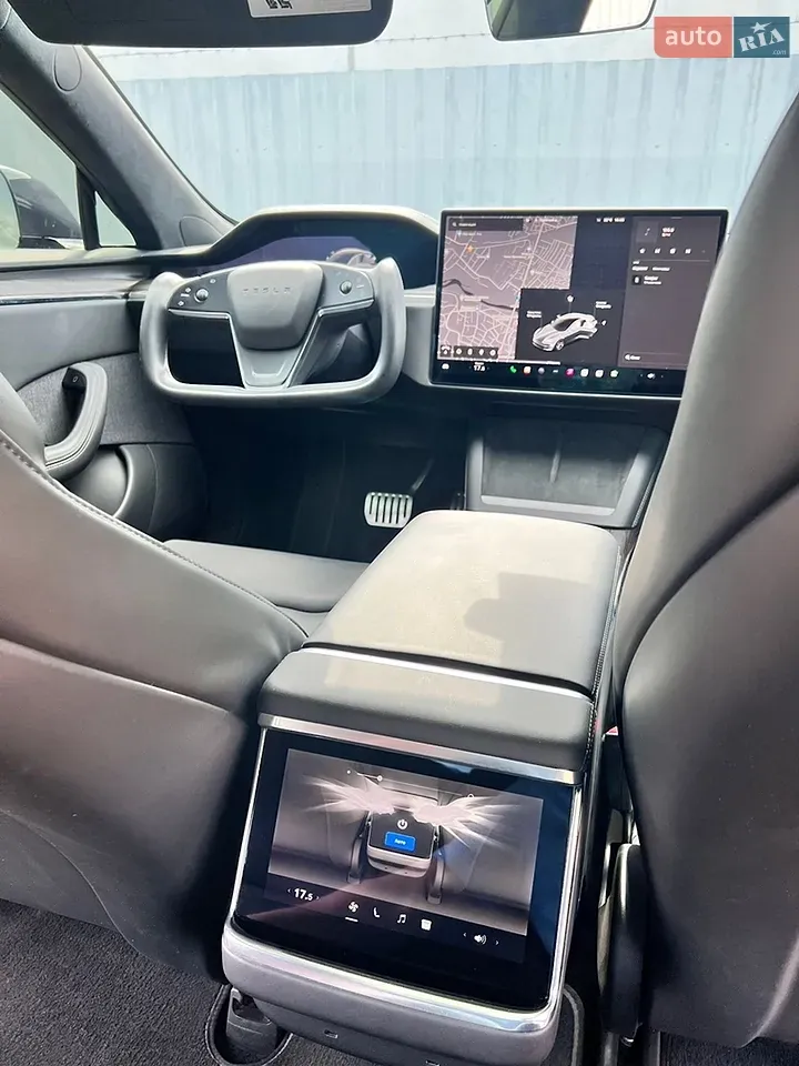 Tesla Model S 2022 photo 3