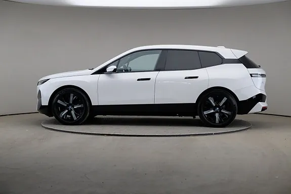 BMW Ix 2022 photo 4