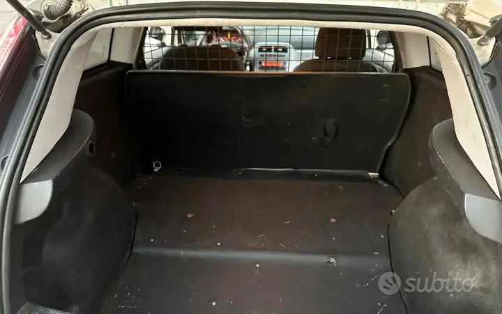 Fiat Punto 2010 photo 5