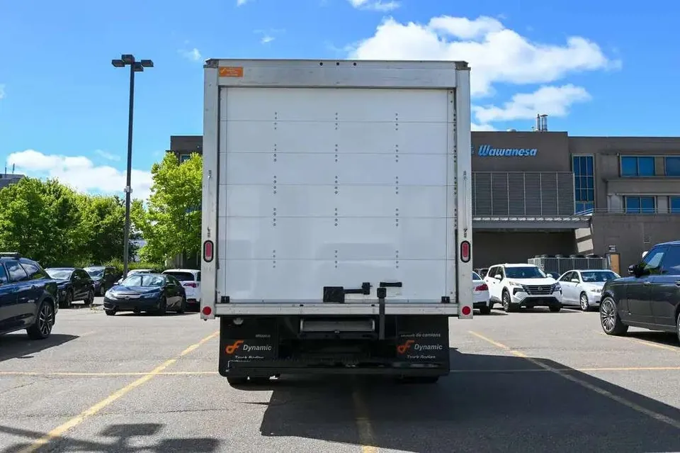 Ford E-Series Cutaway 2019 photo 3