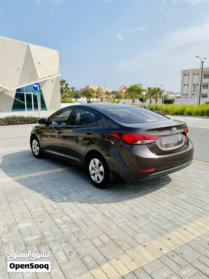 Hyundai Elantra 2015 photo 4