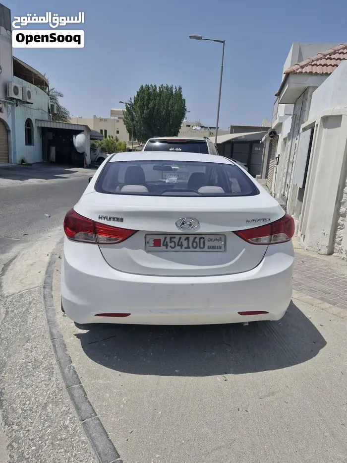 Hyundai Elantra 2015 photo 5