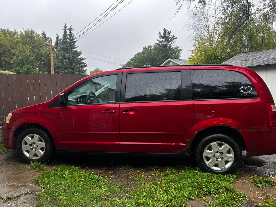 Dodge Caravan