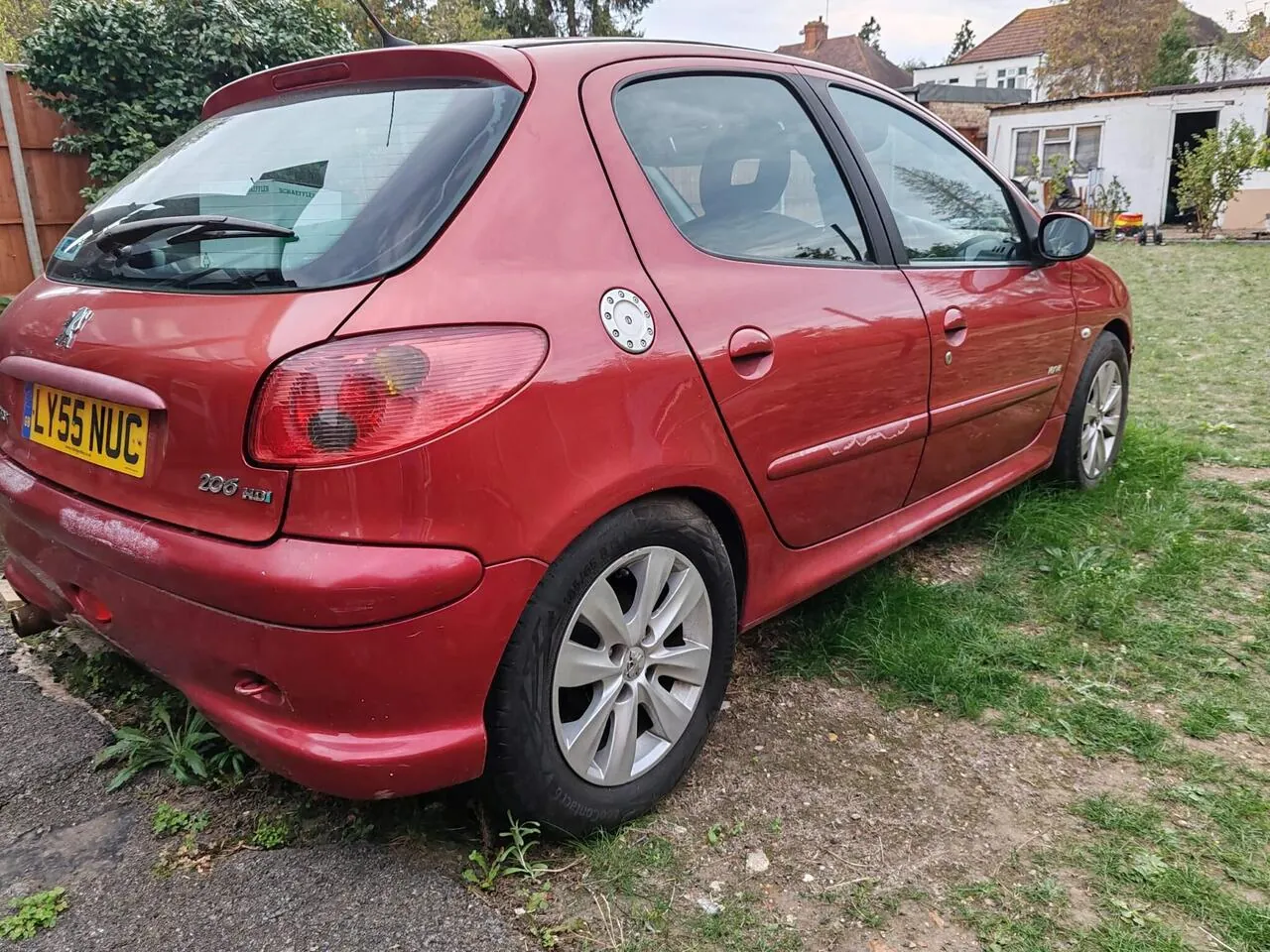 Peugeot 206