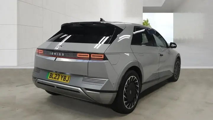 Hyundai Ioniq 5 2023 photo 2