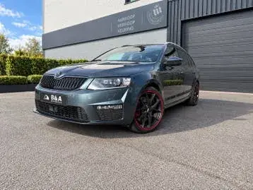 Skoda Octavia 2015 photo 2