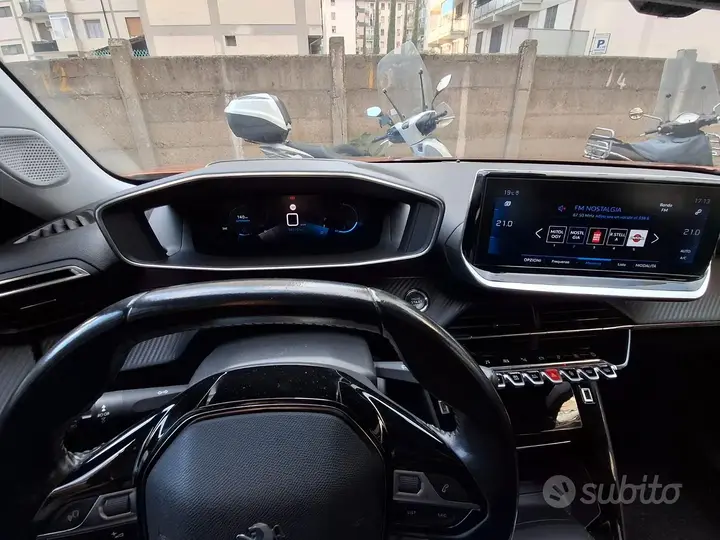 Peugeot 2008 2020 photo 5