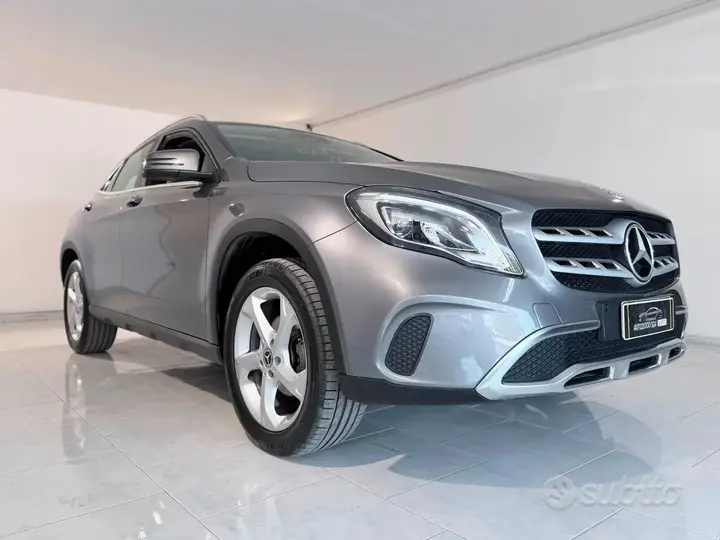 Mercedes-Benz Gla 2018 photo 2