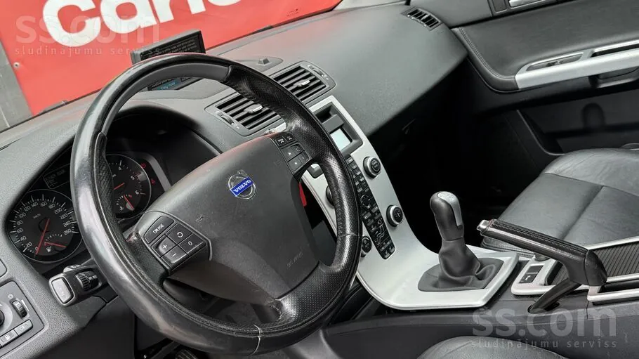 Volvo V50 2012 photo 5