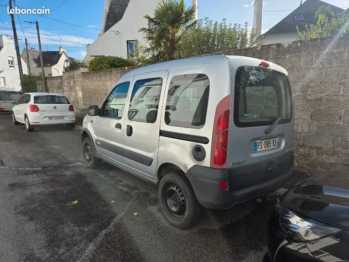 Renault Kangoo 2001 photo 3