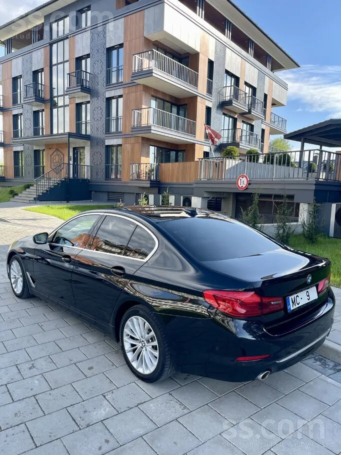 BMW 520D 2019 photo 2