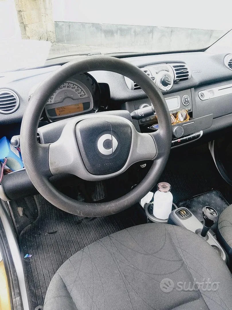 Smart Fortwo 2011 photo 4