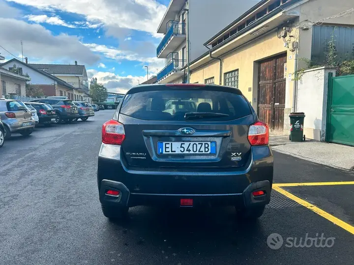 Subaru Xv 2012 photo 5