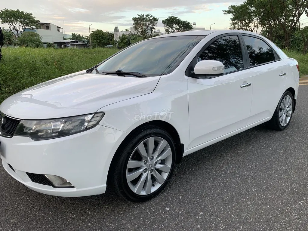 Kia Cerato 2010 photo 2