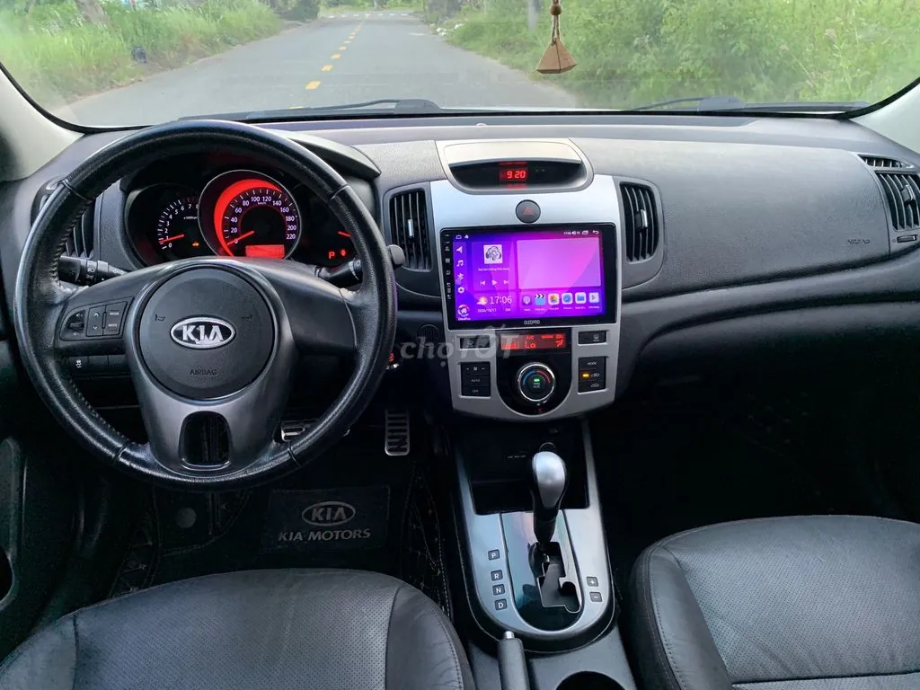 Kia Cerato 2010 photo 4