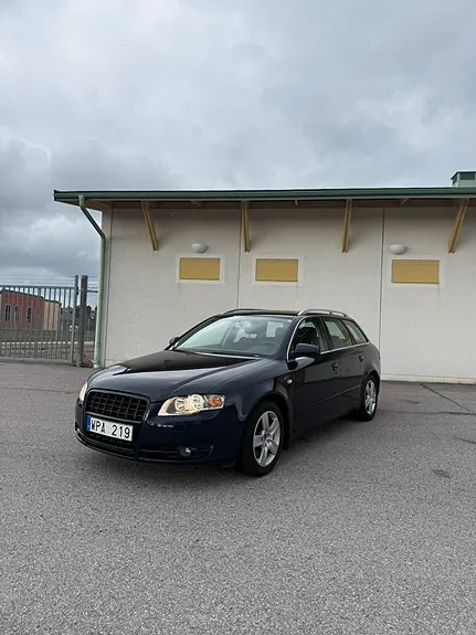 Audi A4 2005 photo 4