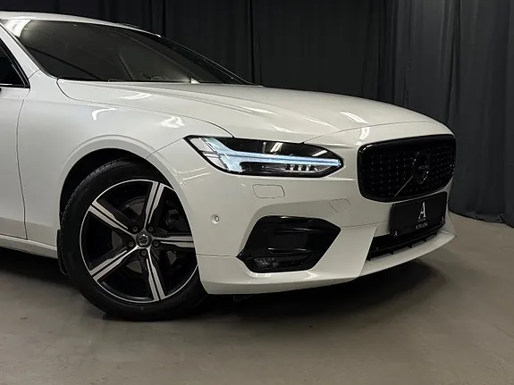 Volvo V90 2017 photo 2