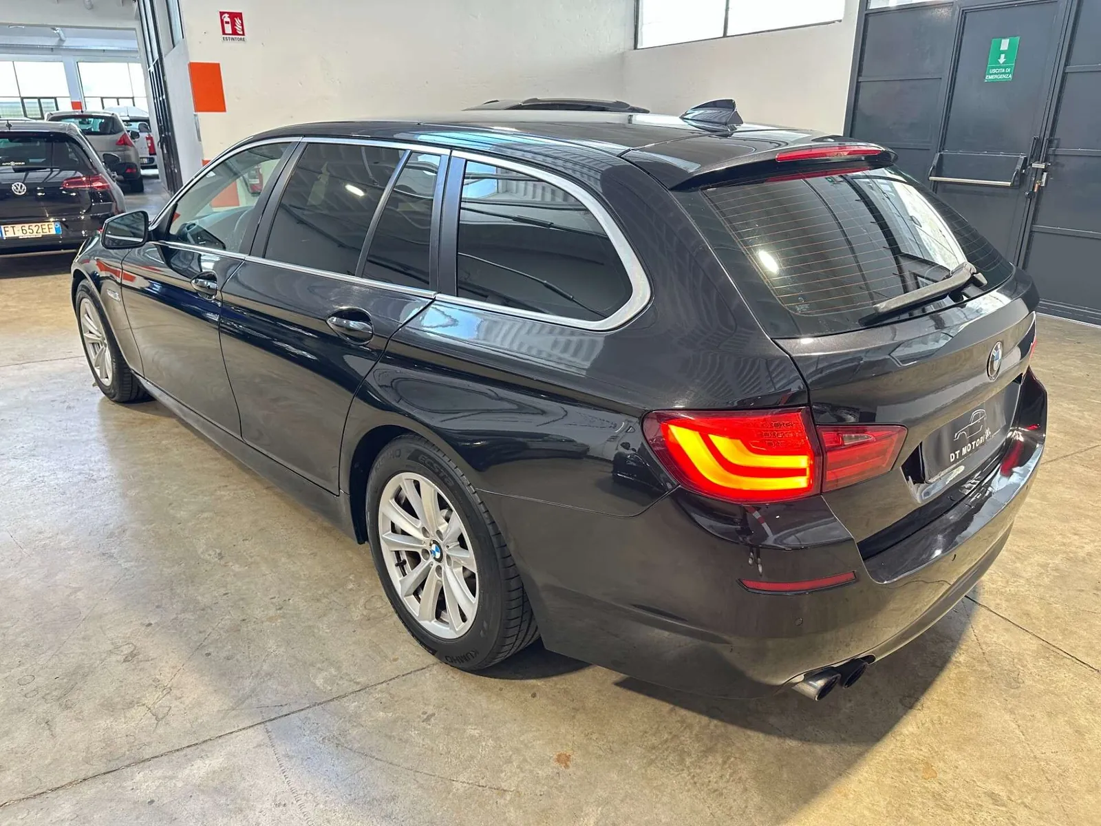 BMW 5 Series 2012 photo 4