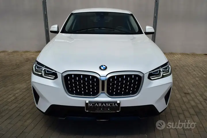 BMW X4 2023 photo 2