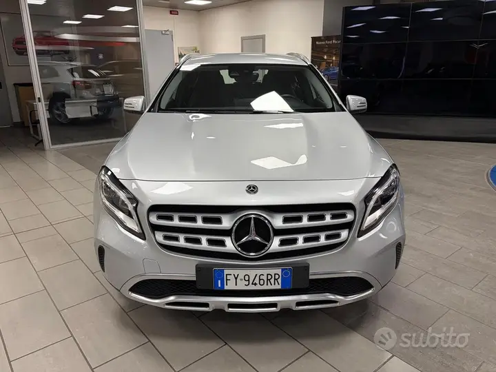 Mercedes-Benz Gla 2019 photo 2
