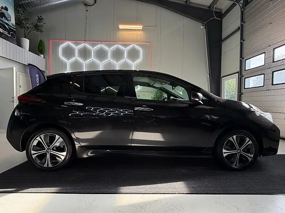 Nissan Leaf 2022 photo 4
