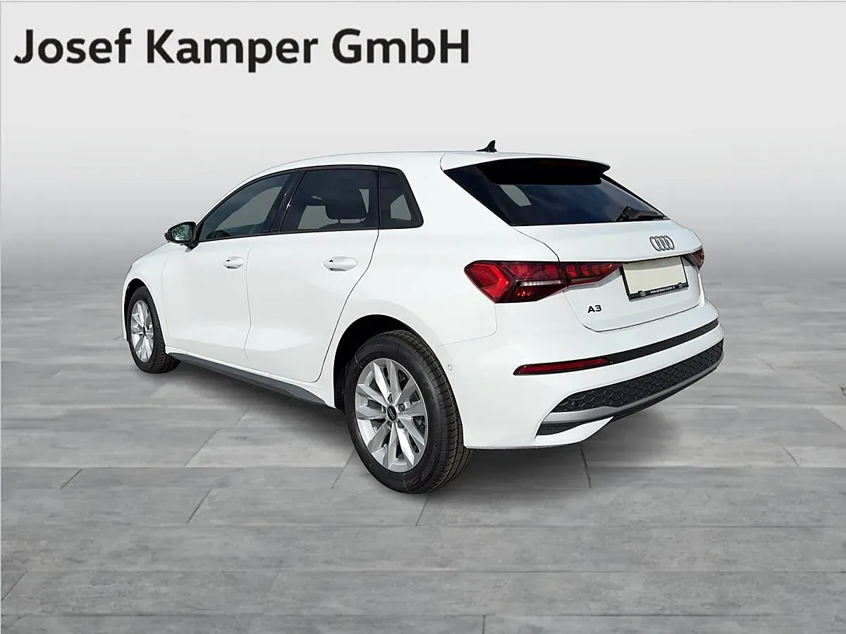 Audi A3 2025 photo 3