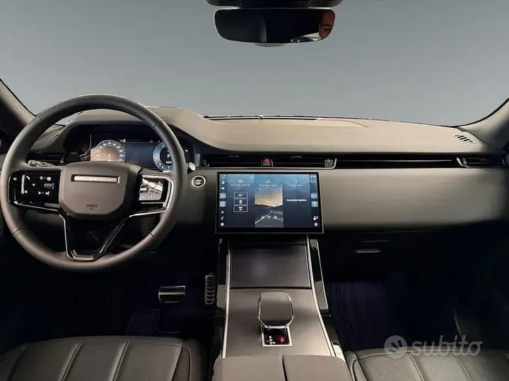 Land Rover Evoque 2026 photo 4