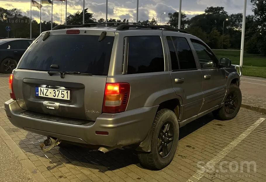 Jeep Grand Cherokee 2001 photo 4