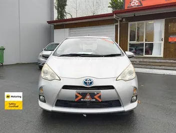 Toyota Aqua 2012 photo 3