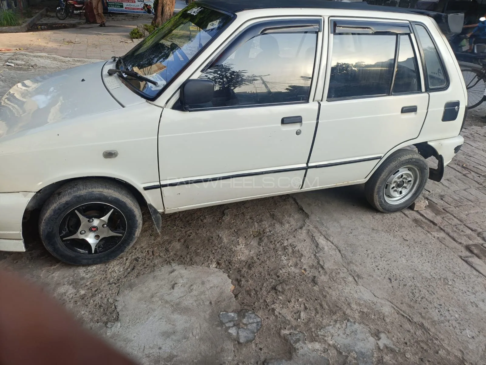 Suzuki Mehran