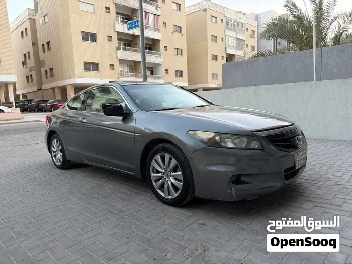 Honda Accord 2012 photo 2