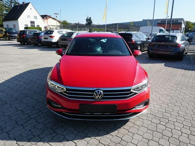 Volkswagen Passat 2021 photo 2