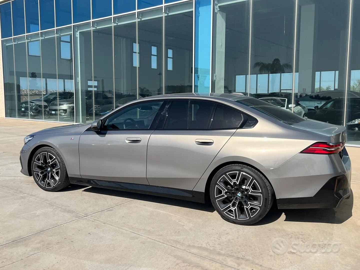 BMW 520D 2025 photo 3