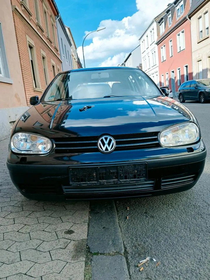 Volkswagen Golf 4