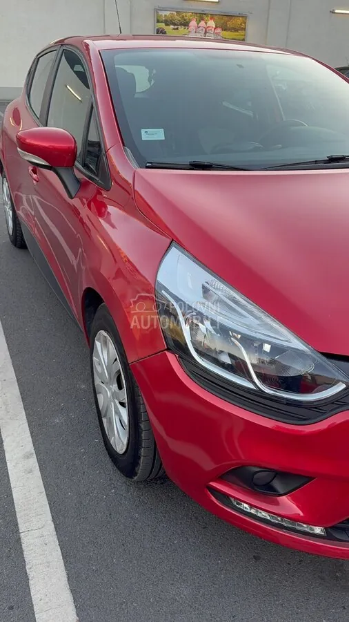 Renault Clio 2016 photo 2