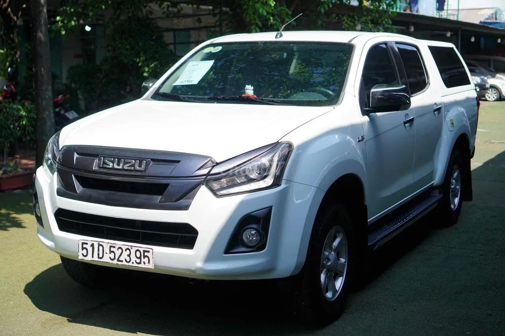 Isuzu D-Max
