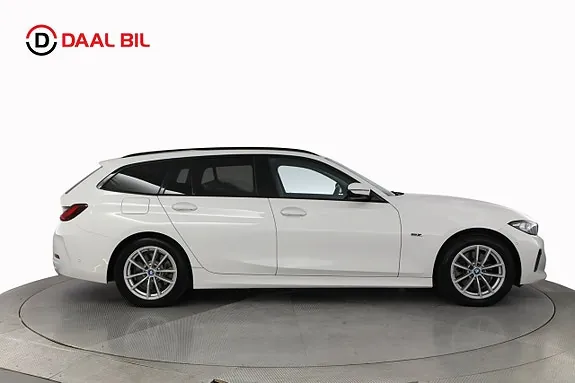 BMW 330E 2023 photo 5
